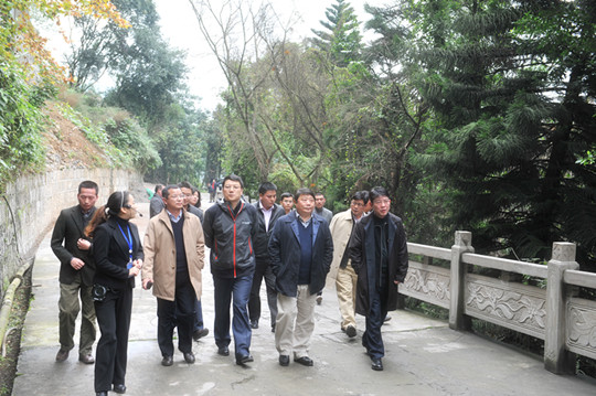 廖昶董事長一行至郎酒集團(tuán)交流學(xué)習(xí)