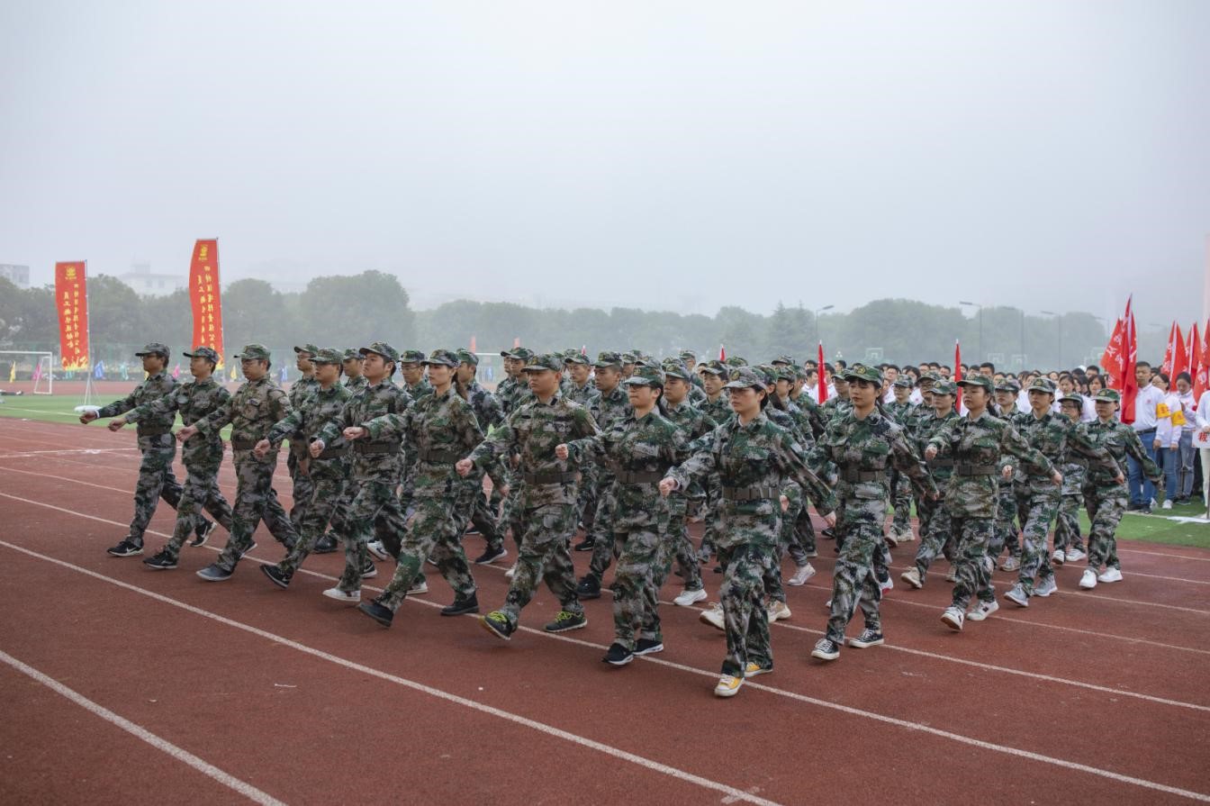 1572913925100084153.jpg 4.jpg